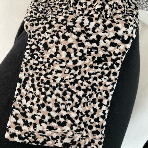RW&CO cheetah print long sleeve - Picture 3 of 4